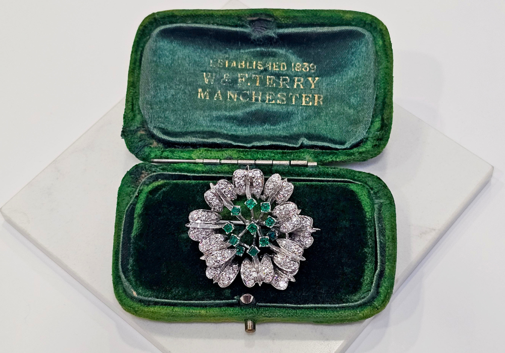 The Magic of Vintage Jewellery