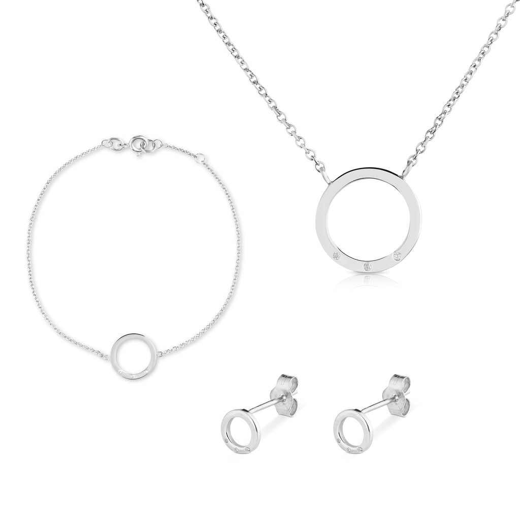 Share your Warrenders favourite to win beautiful custom jewellery!