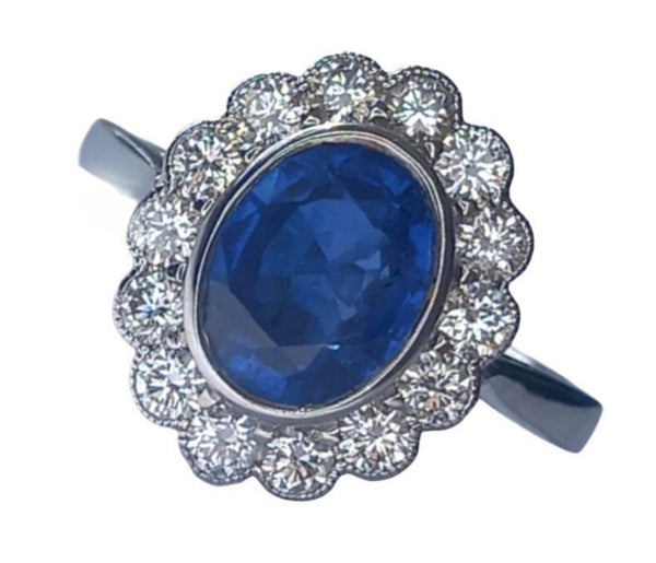 Pre-owned Sapphire & Diamond Ring