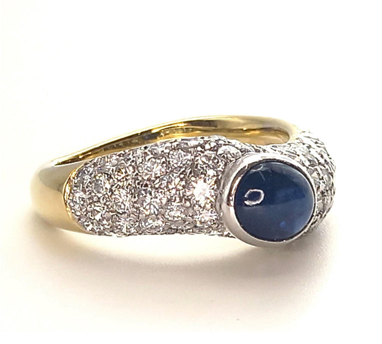 Pre-owned Sapphire & Diamond Ring
