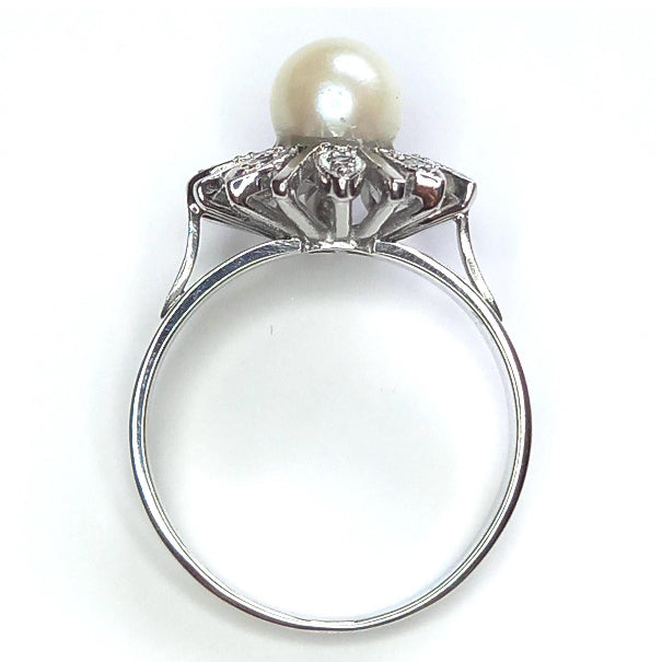 Pre-owned Pearl & Diamond Ring