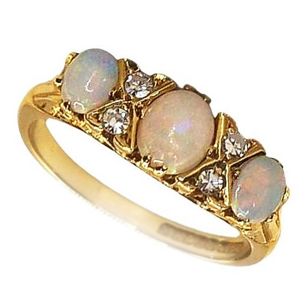 Pre-owned 18ct Gold Opal & Diamond Ring