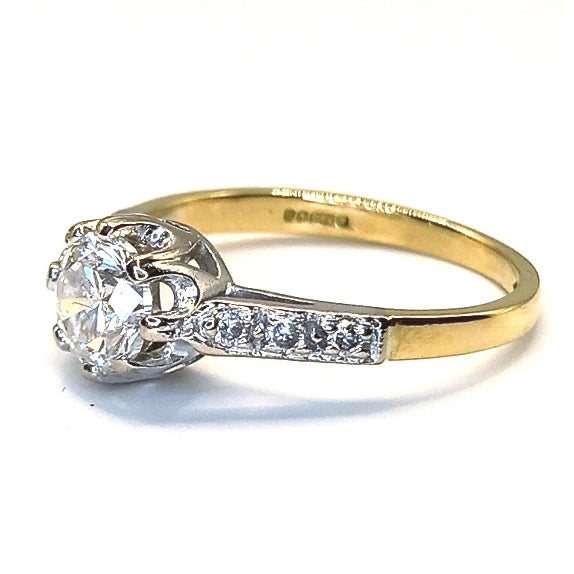Pre-owned 18ct Diamond Ring