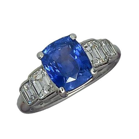 Pre-owned Platinum Sapphire & Diamond Ring