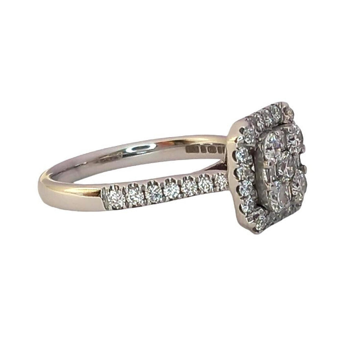 Pre-owned 18ct White Gold Diamond Cluster Ring