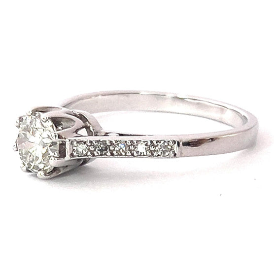 Pre-owned Platinum Diamond Ring