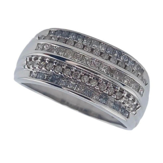Pre-owned Round Brilliant & Princess-Cut Diamond Ring