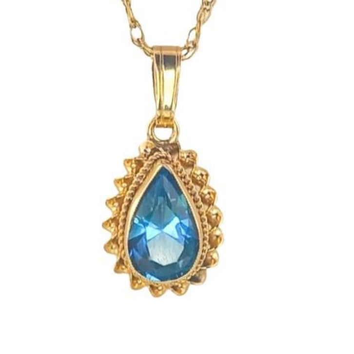 Pre-owned 9ct Gold Blue Topaz Necklace