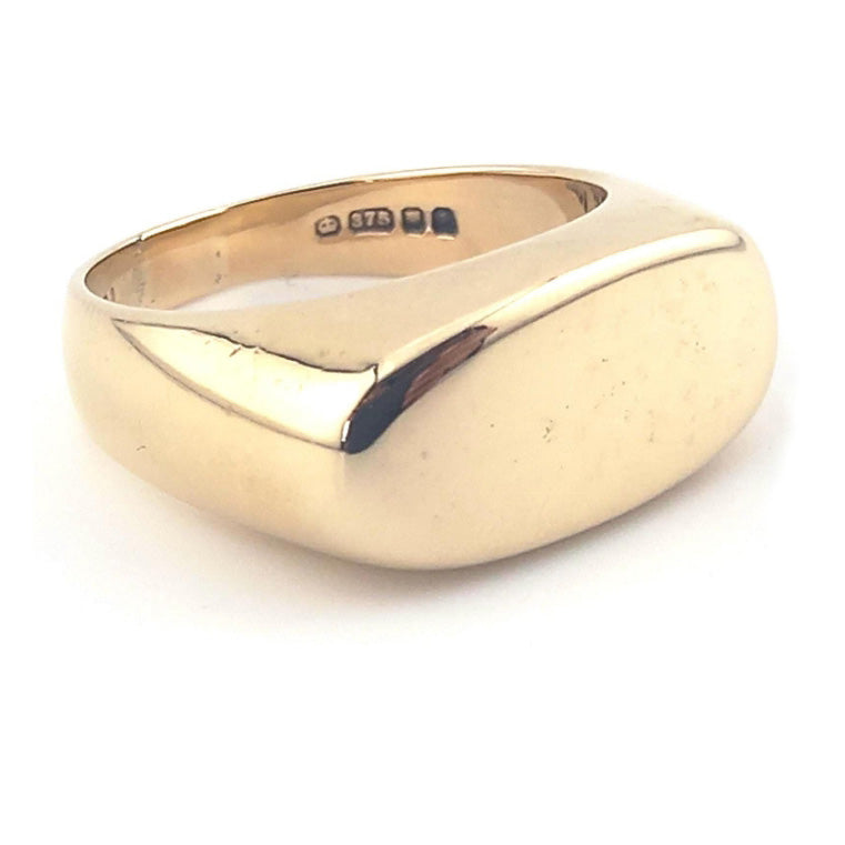 Pre-owned 9ct Signet Ring