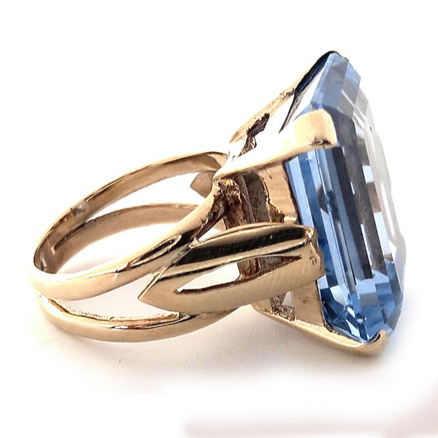 Pre-owned Blue Topaz Ring